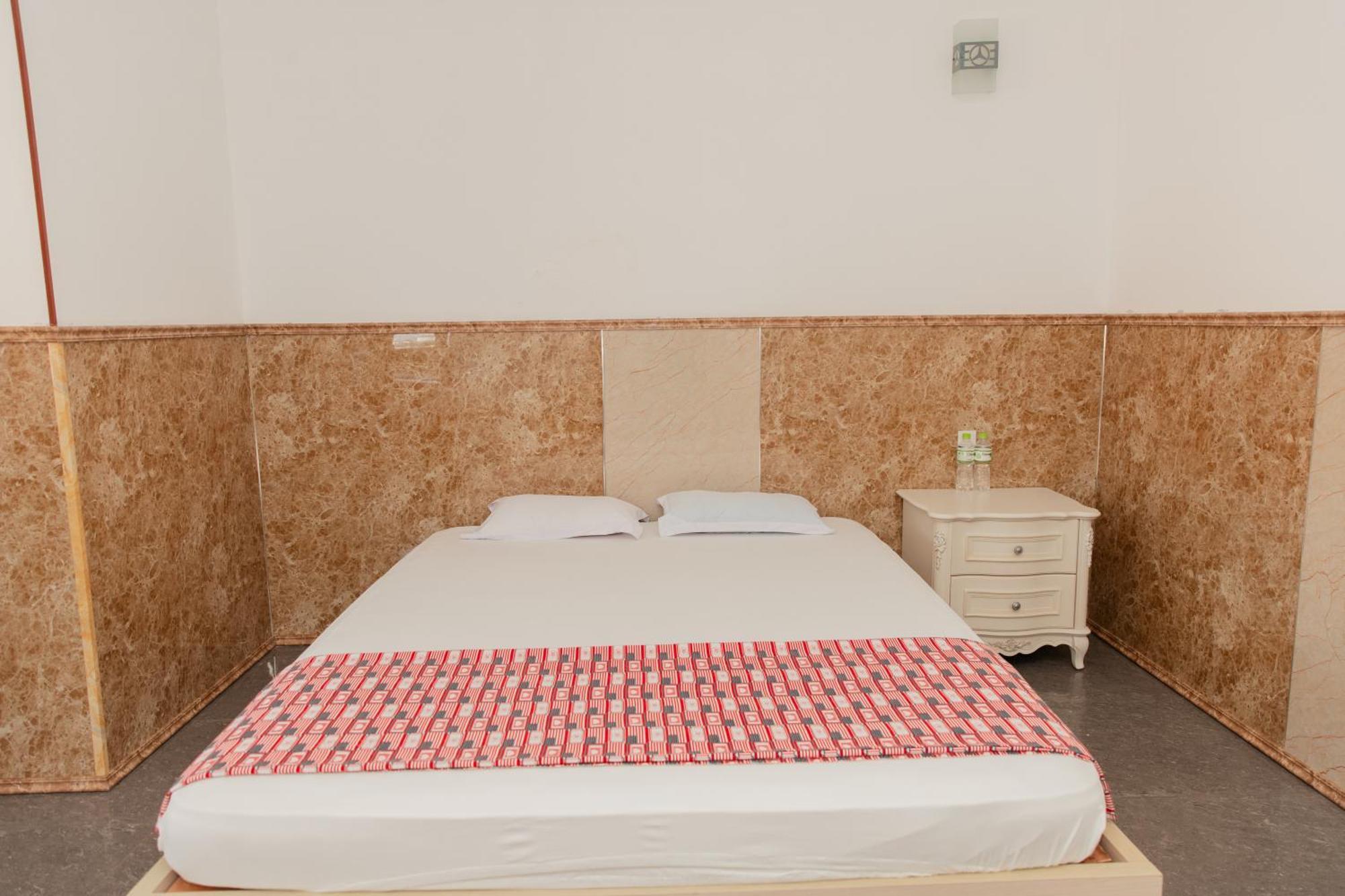 Khach San Son Thinh Hotel Vung Tau Exteriör bild