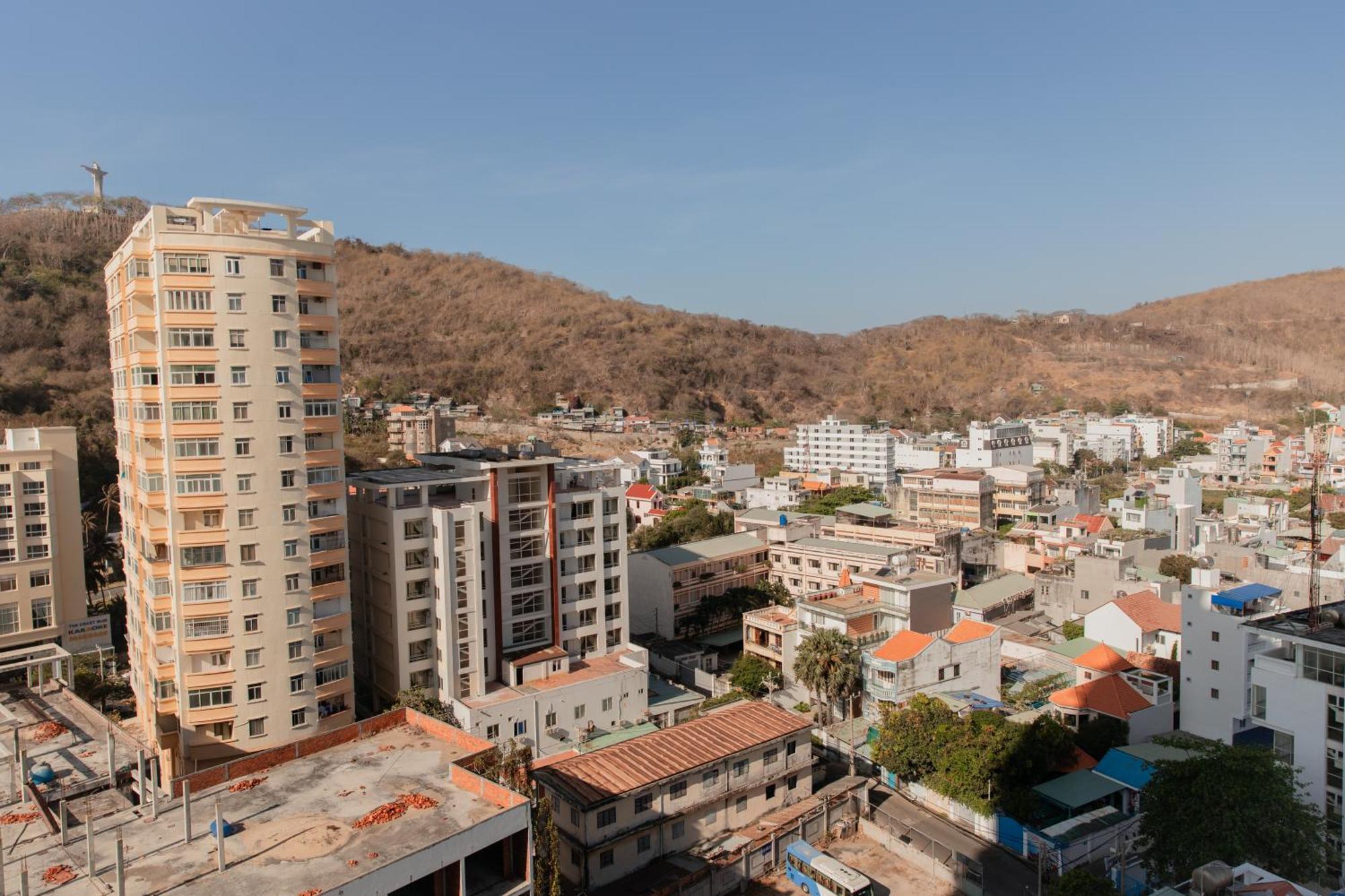 Khach San Son Thinh Hotel Vung Tau Exteriör bild